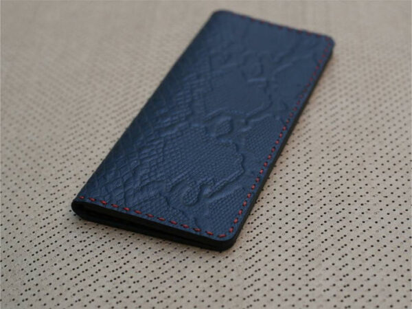 Soft Python - Long Wallet